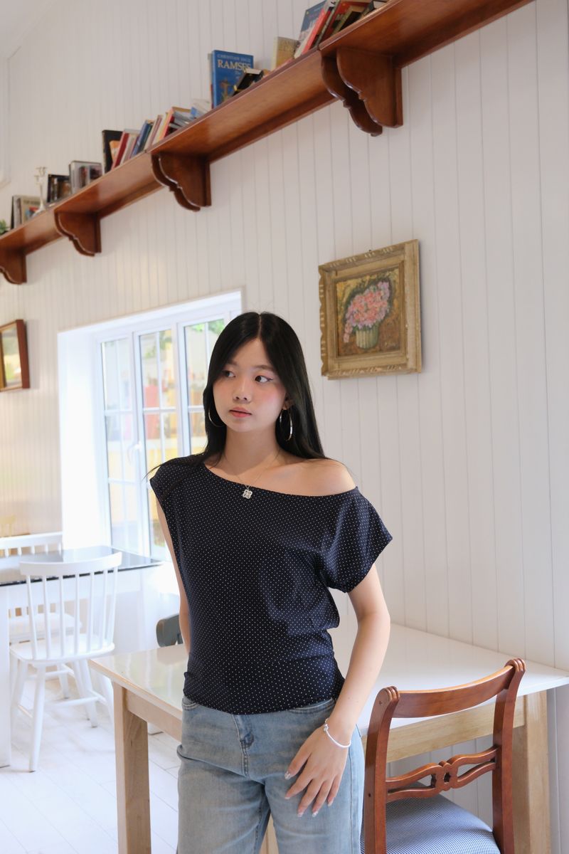 Draped Off Shoulder Polkadot thumbnail 2
