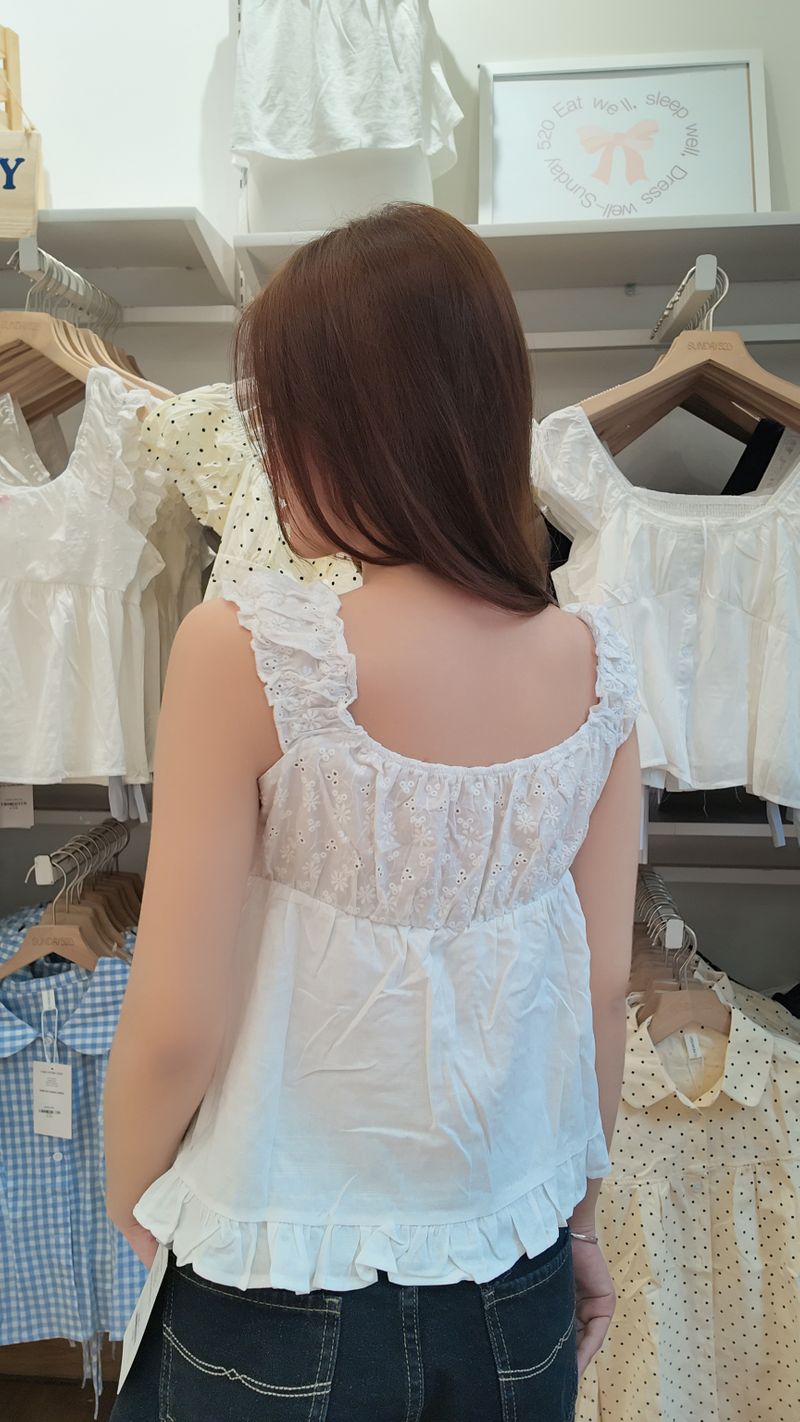 Mini White Top thumbnail 3