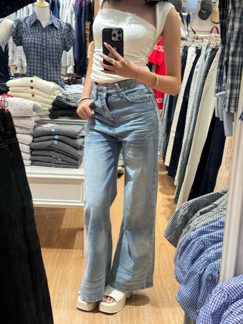 77187 baggy jeans