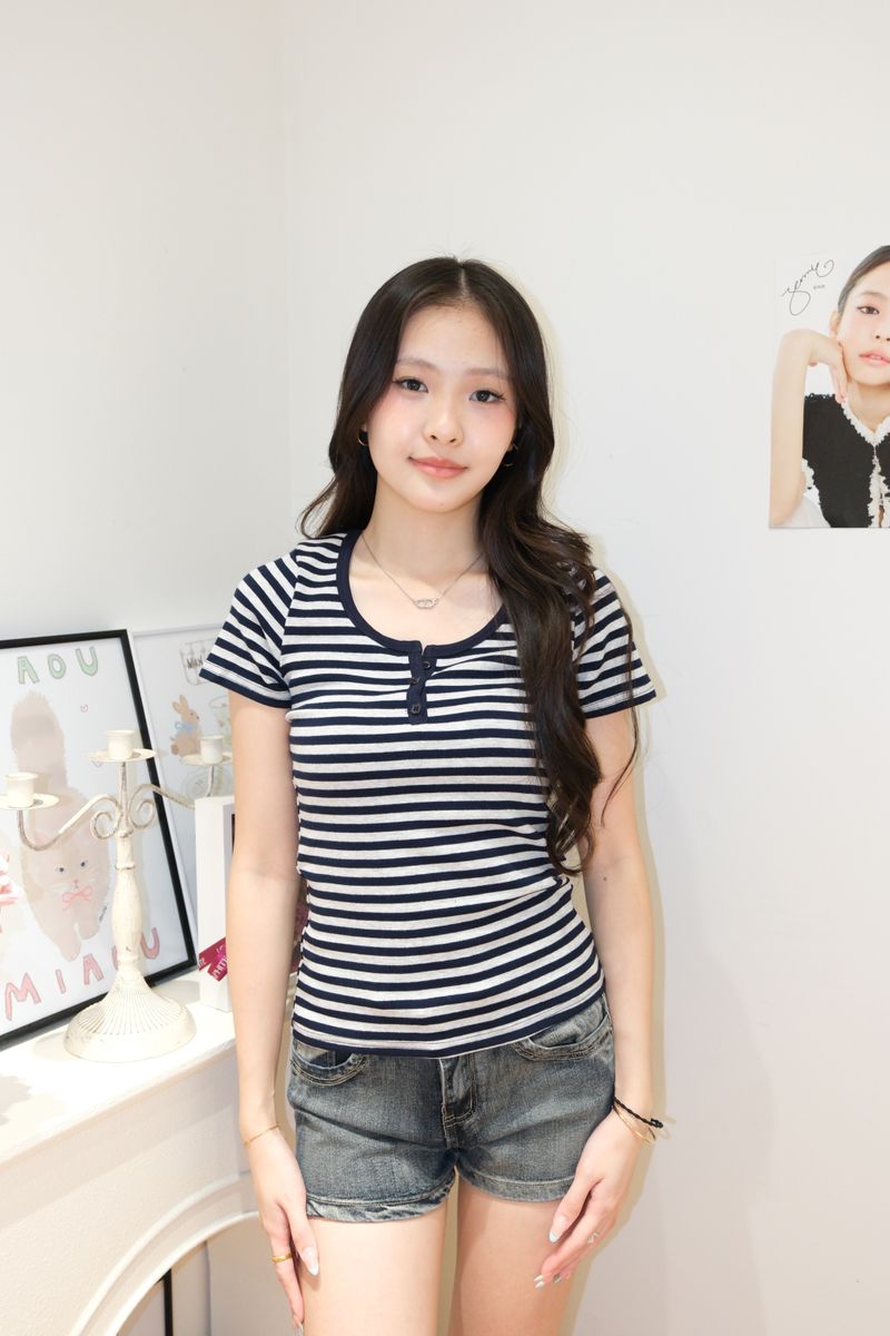 Bakong Short Sleeve Navy thumbnail 3
