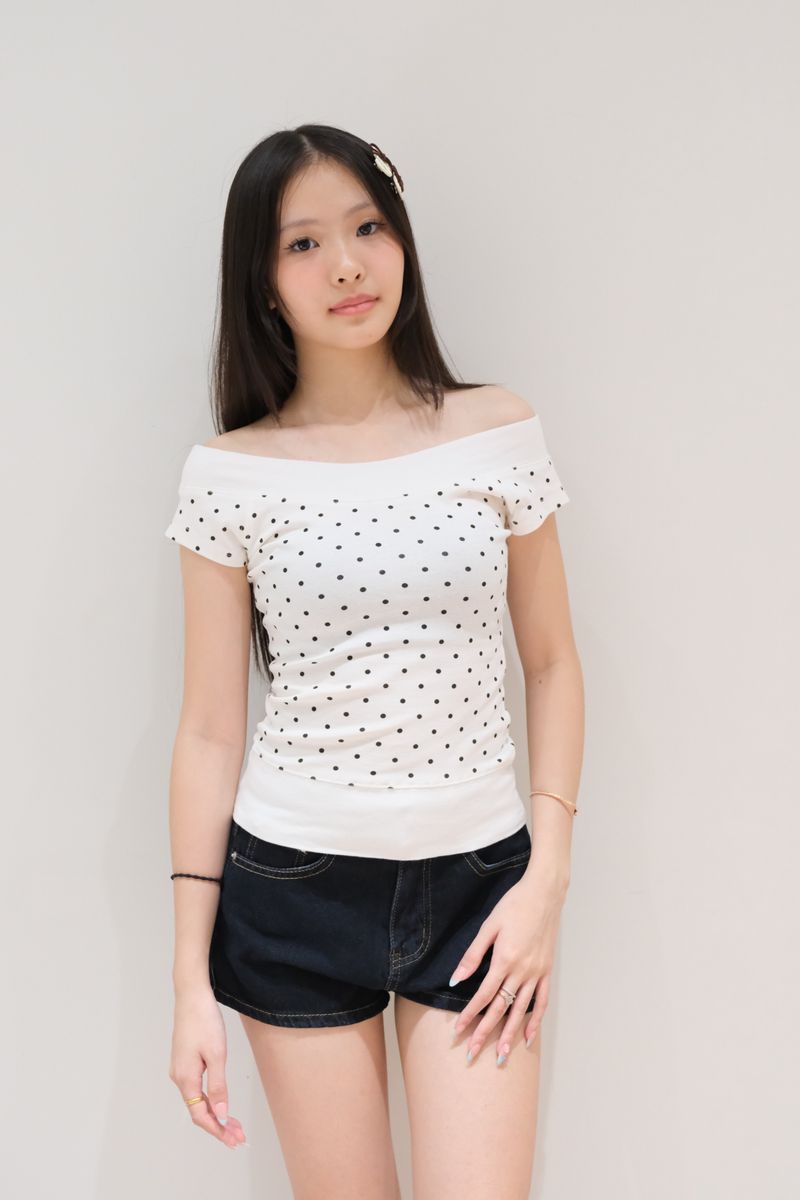 BM Polkadot off shoulder thumbnail 8