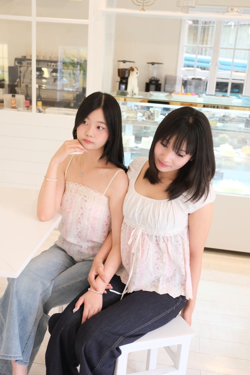 Lacy Sweetheart Tank Top thumbnail 5