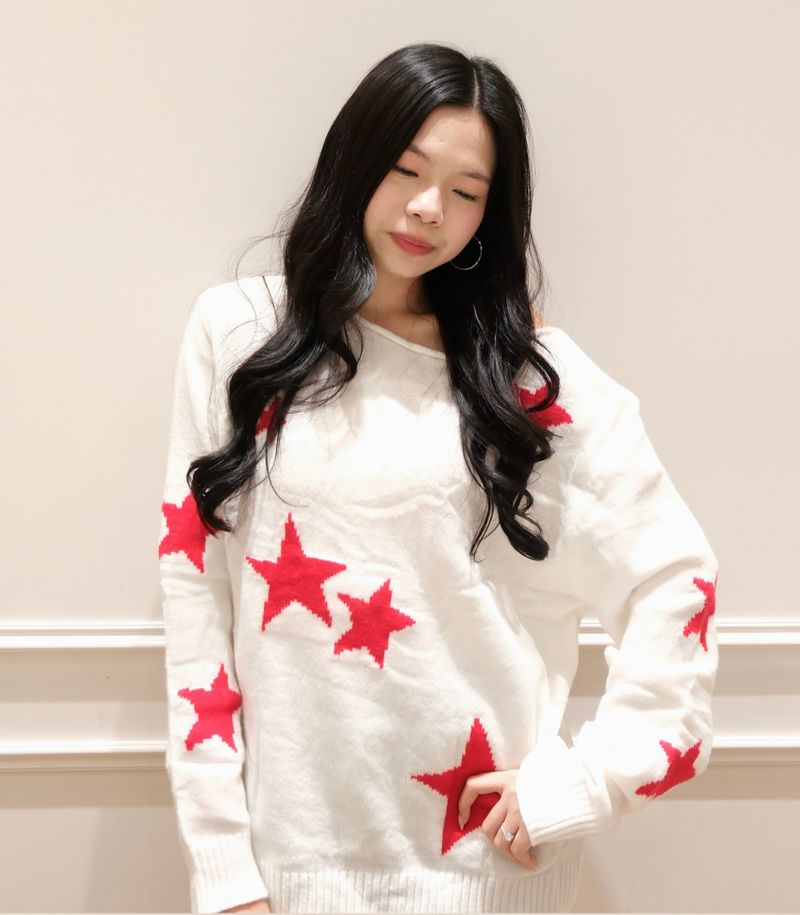 Red star sweater