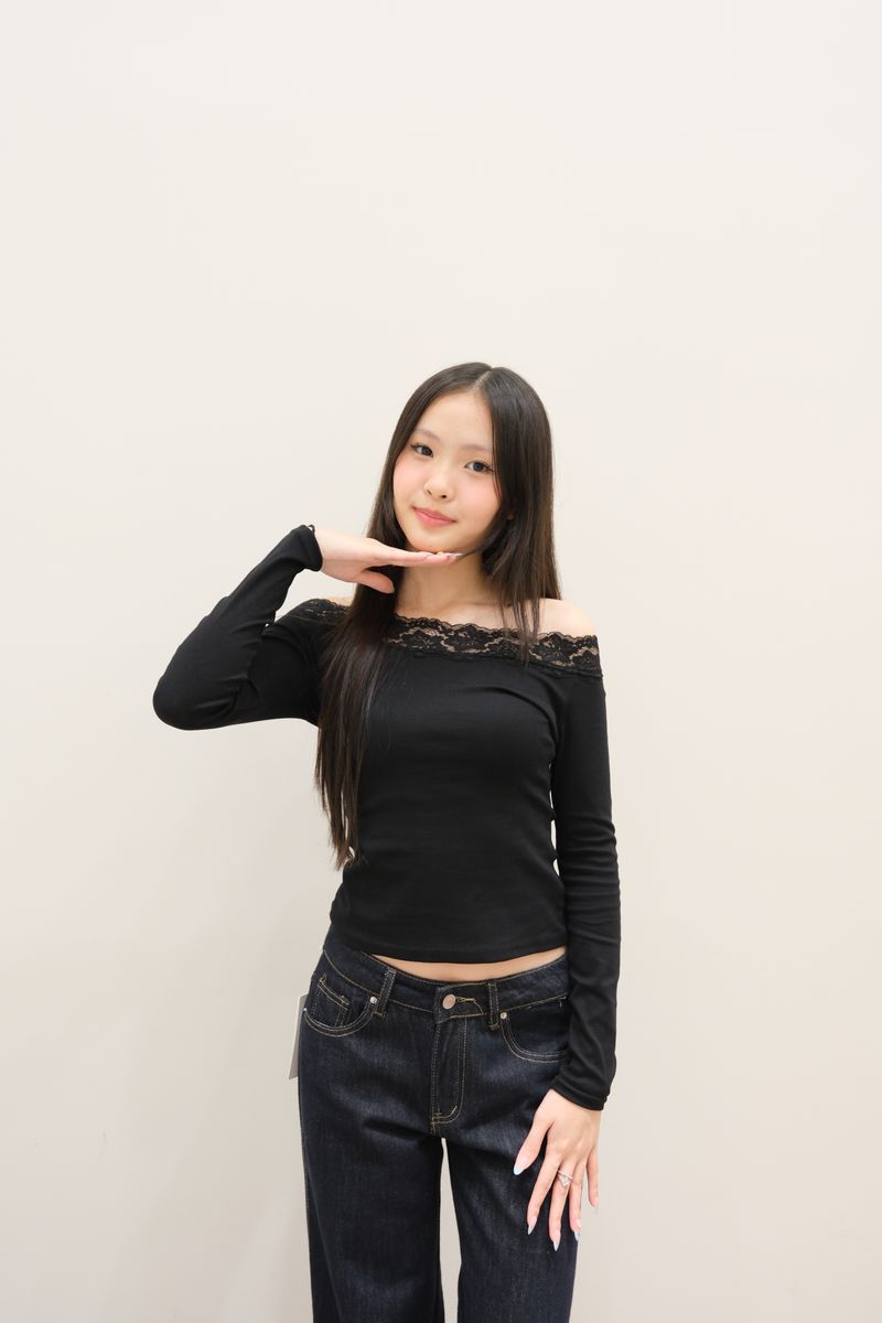Lace Top thumbnail 6