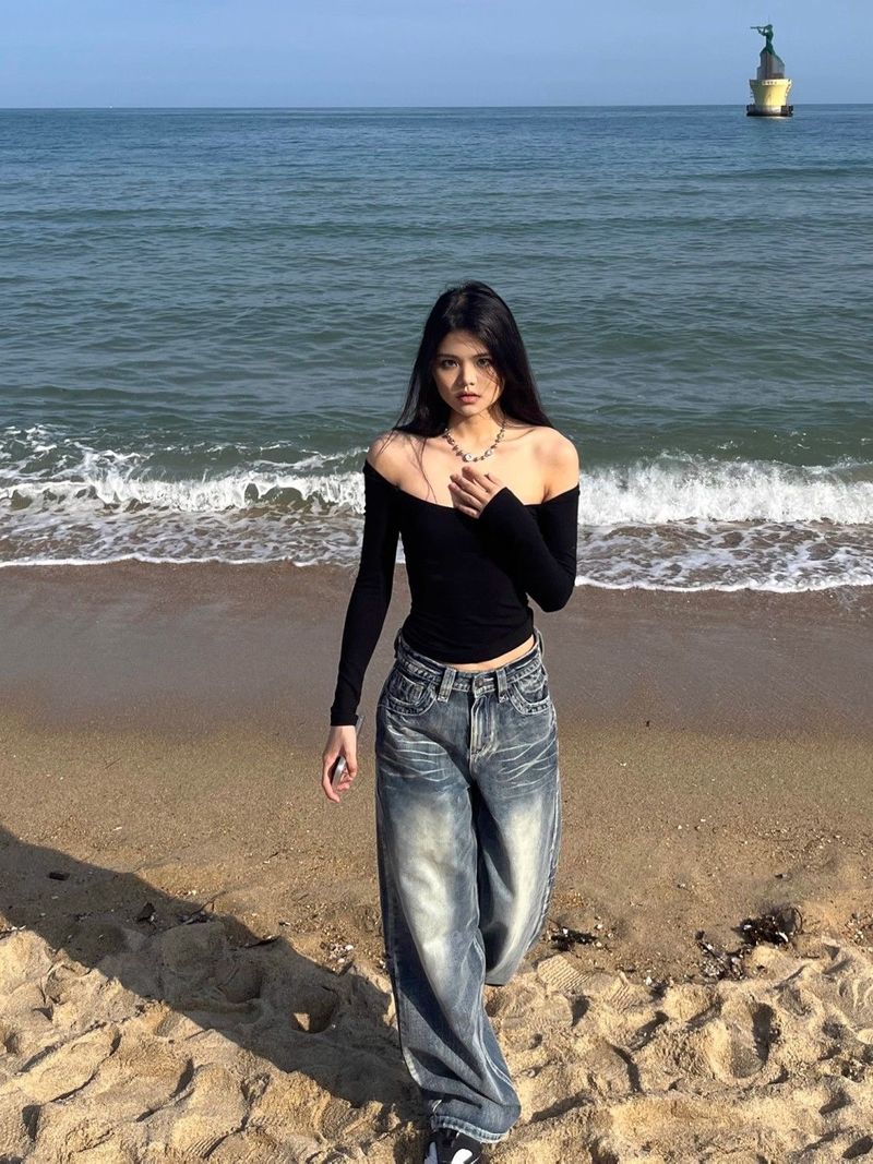 1111 baggy thumbnail 2