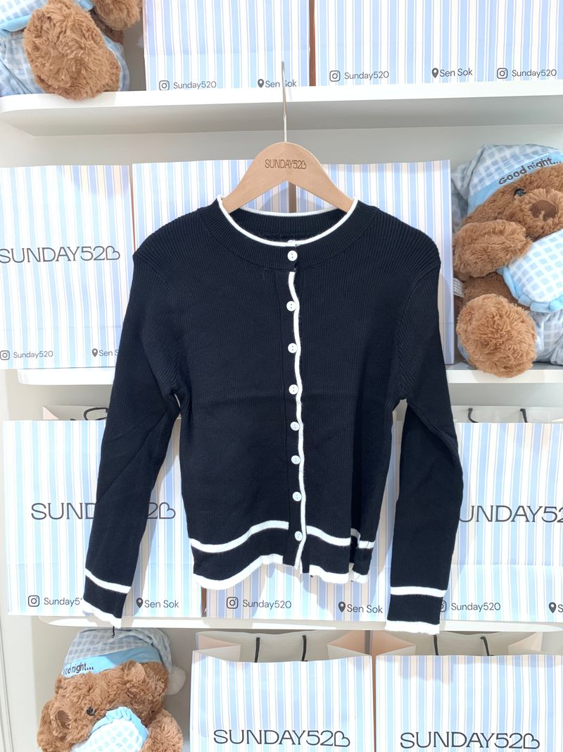 Sweater Black Mix White