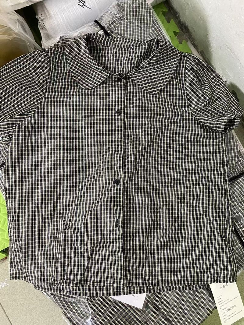 Lollie black thumbnail 2