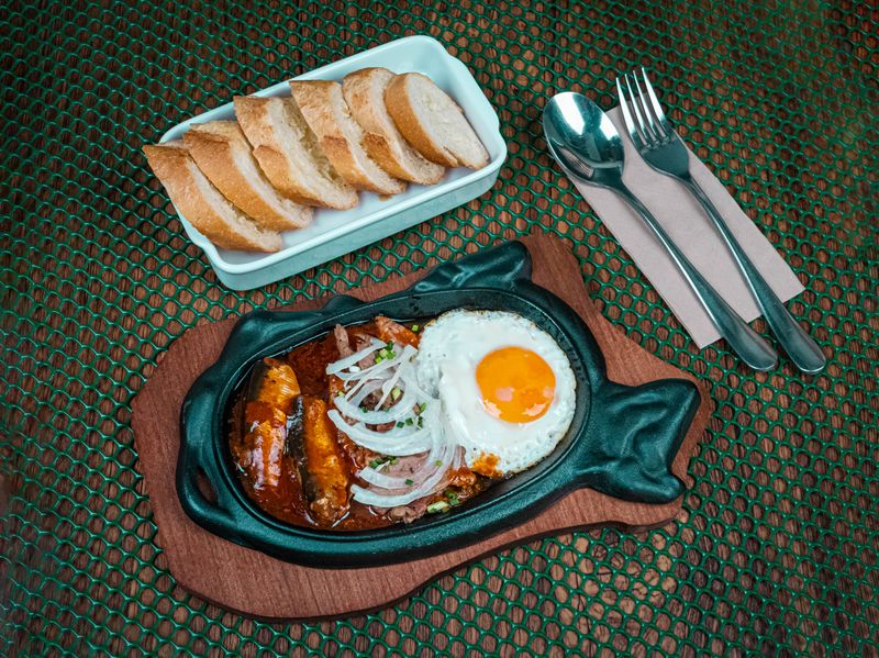 Flaming Beef and Bread