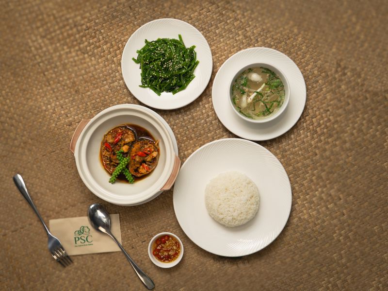 Set Braised fish ros with black pepper