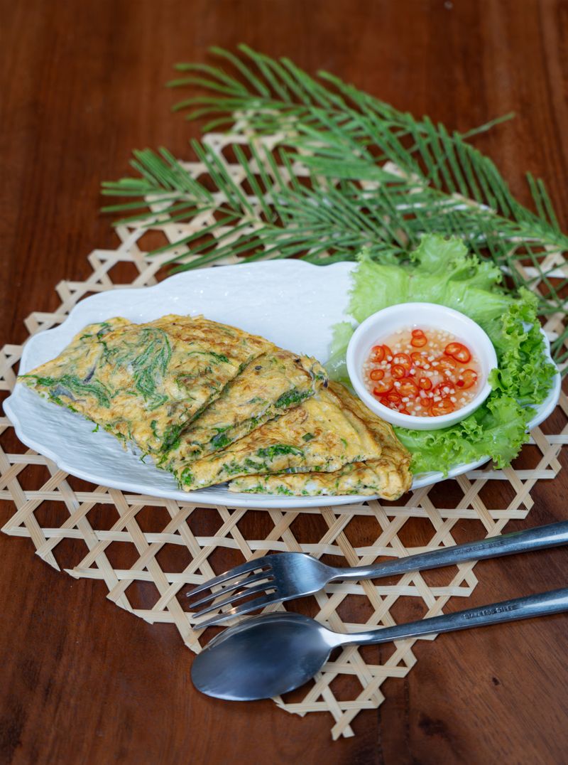 Fried Egg with sorm leaf