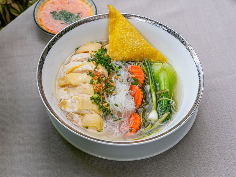 Glass noodle soup with khmer chicken