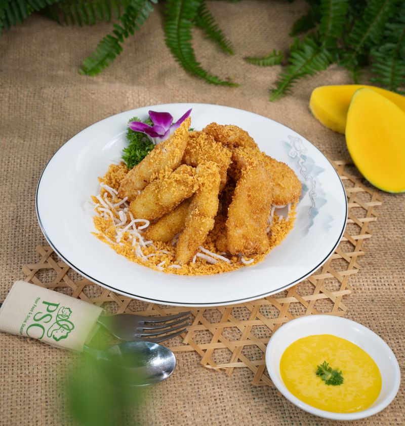 Crispy Chicken Breast with Mango Dip