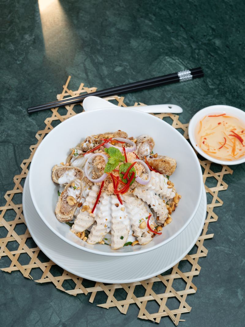 Khmer rice noodle mined pork kompot Style