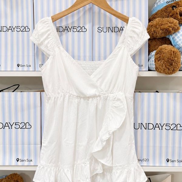 SUNDAY Charm Top