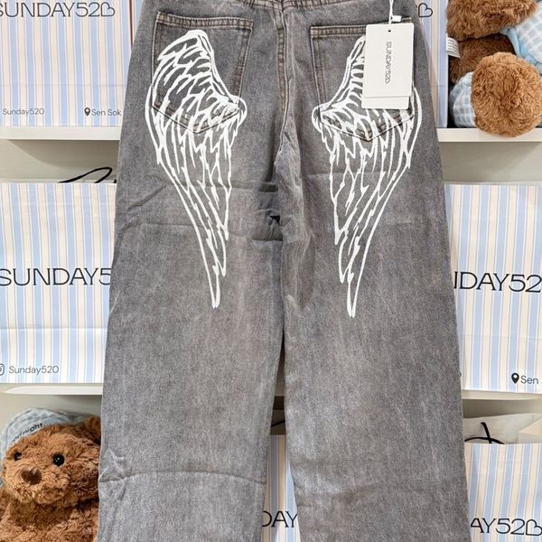 0902 Sunday Grey Jeans