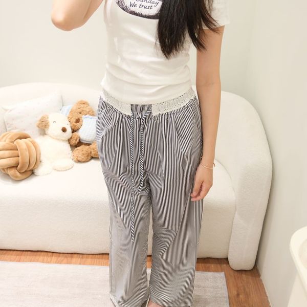 Pant with lace