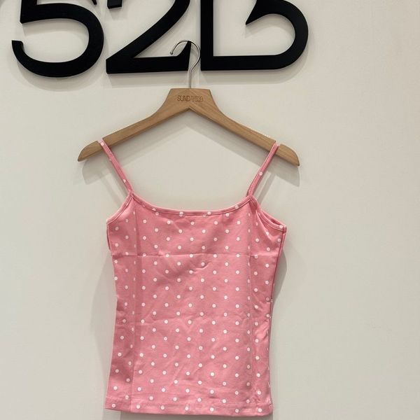 Pinkie polkadot top