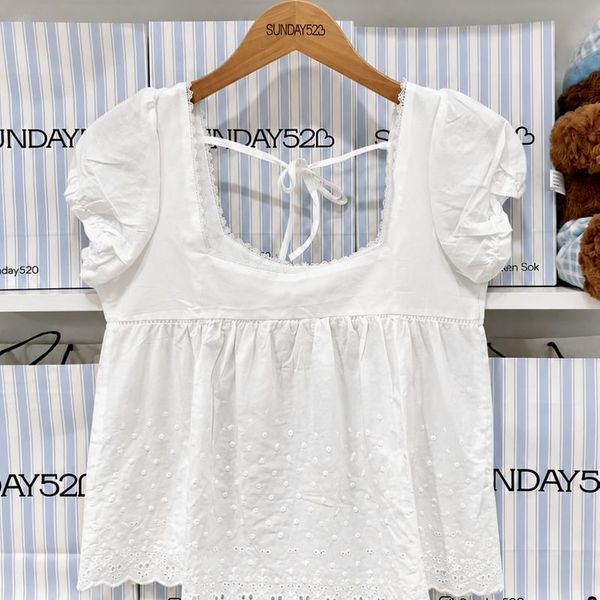 Sunday Soft Lily Top