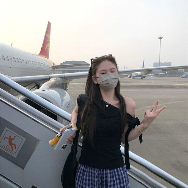 Jong dai half shoulder