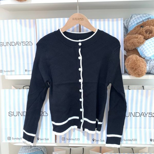 Sweater Black Mix White