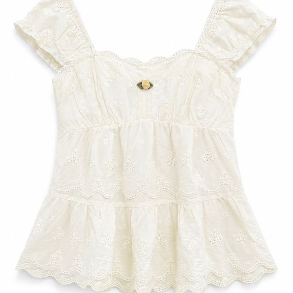 Milky Bloom Top