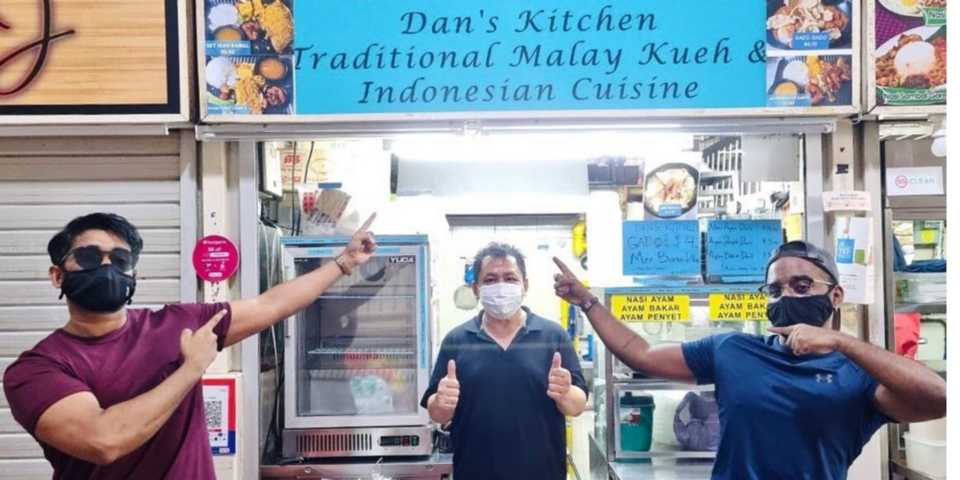 Singaporean musician Shabir raises $10,000 to buy food from struggling hawkers - then delivers them to migrant workers