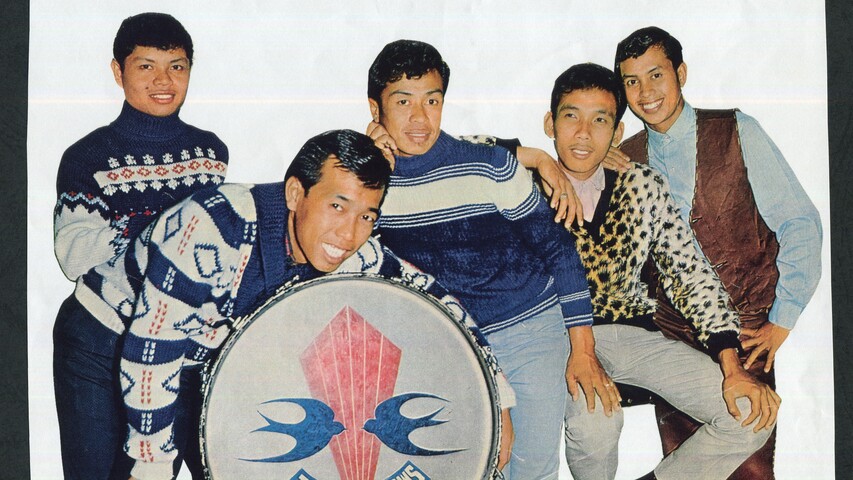 Pop Yeh Yeh pioneers The Swallows release compilation album 'Lebur-Lebur Kaphungaan'