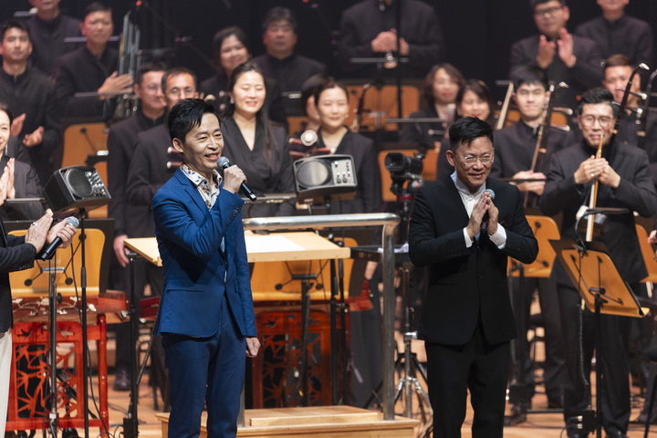Xinyao icon Liang Wern Fook teams with Singapore Chinese Orchestra on digital album 'Encounter' — listen