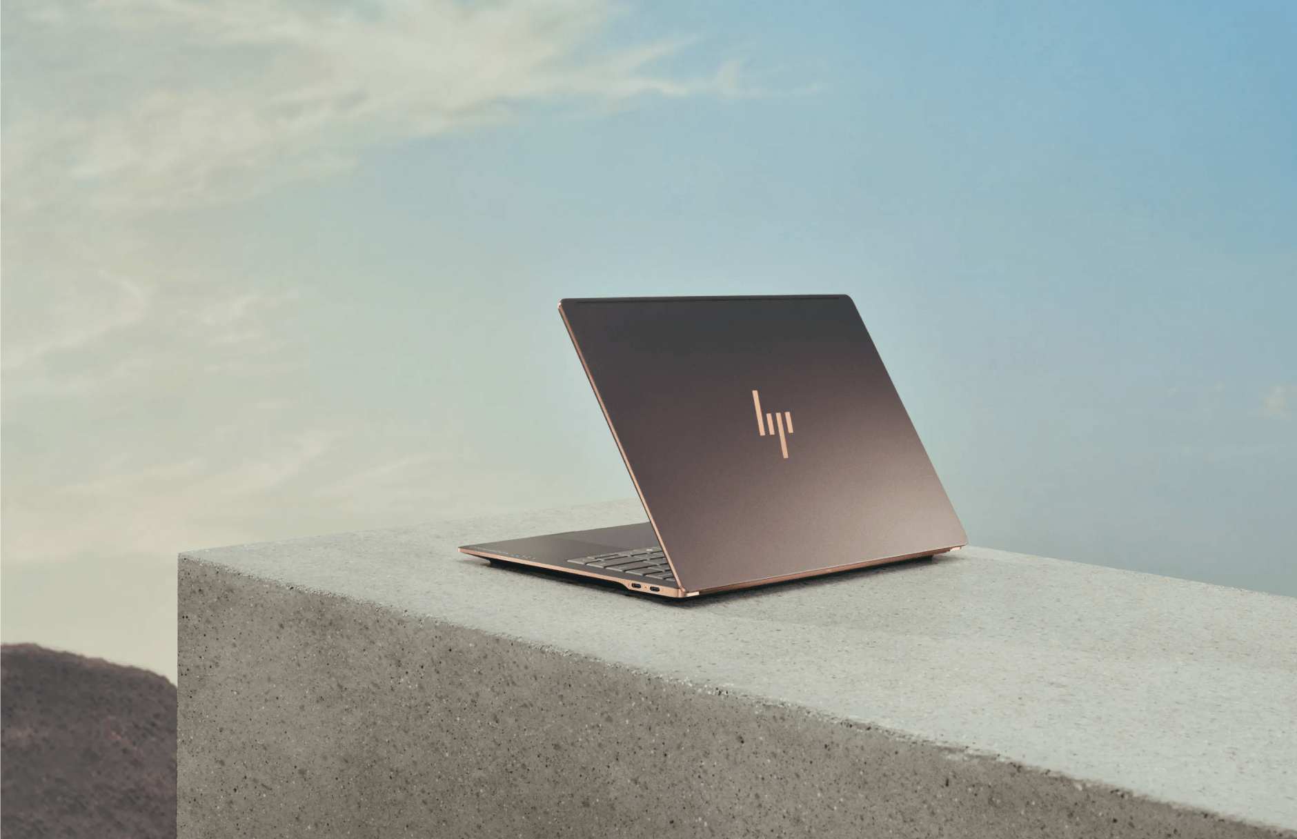 HP OmniBook Ultra in Deep Espresso