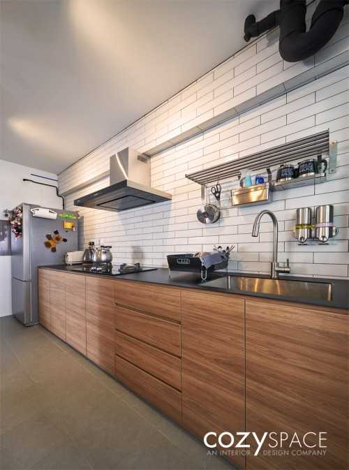 Minimalist at Punggol East (waterway sunray)