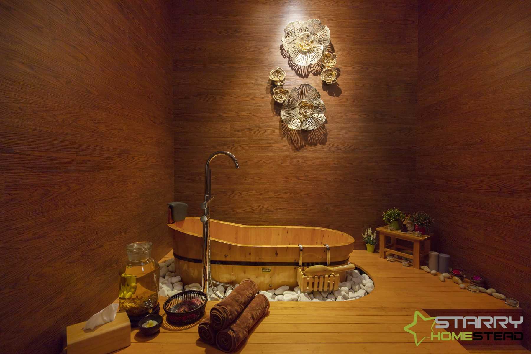 Asian Shopfront with Feature Wall and Artwork