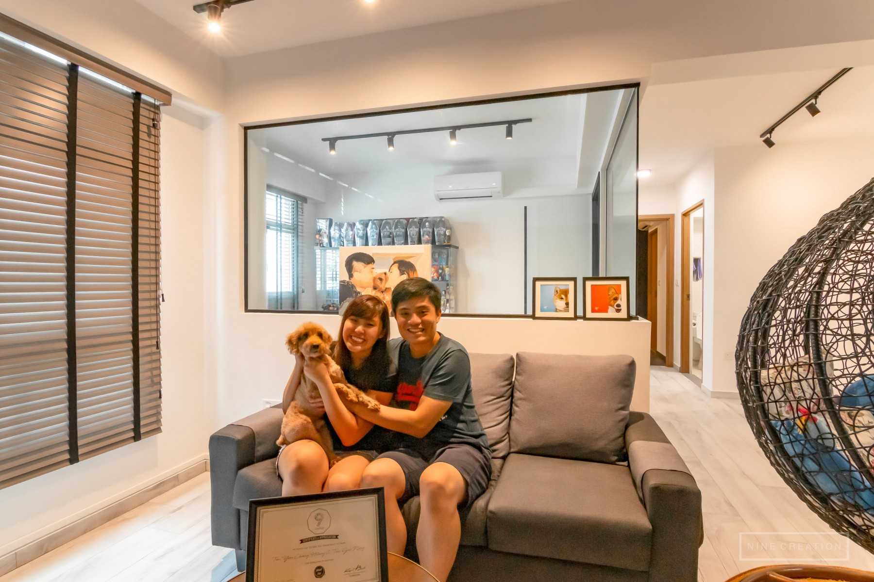 Contemporary Living Room with Bookshelf and Homogeneous Tiles