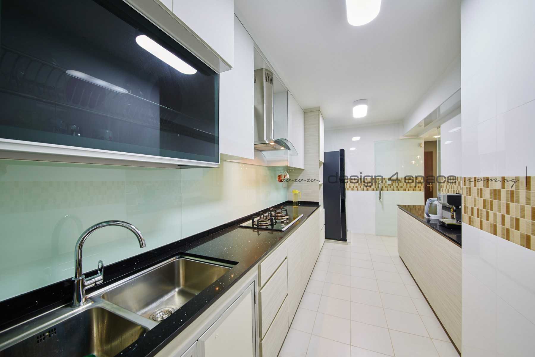 Minimalist Kitchen with Open Kitchen and Kitchen Accessories