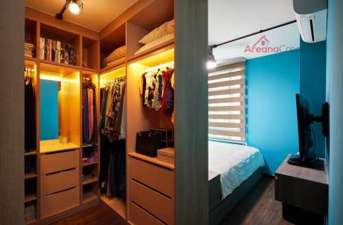 Industrial Walk-in Wardrobe at 178 Edgedale Pains