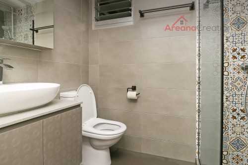 Scandinavian Bathroom at West Ridges