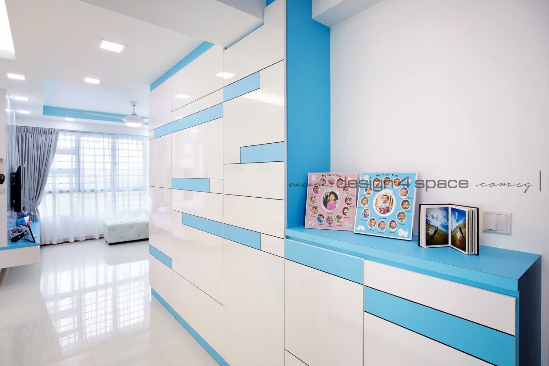 Contemporary Living Room with Countertop and Homogeneous Tiles
