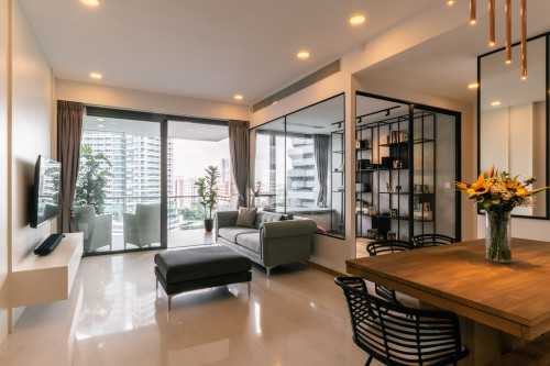 Contemporary at Skyline