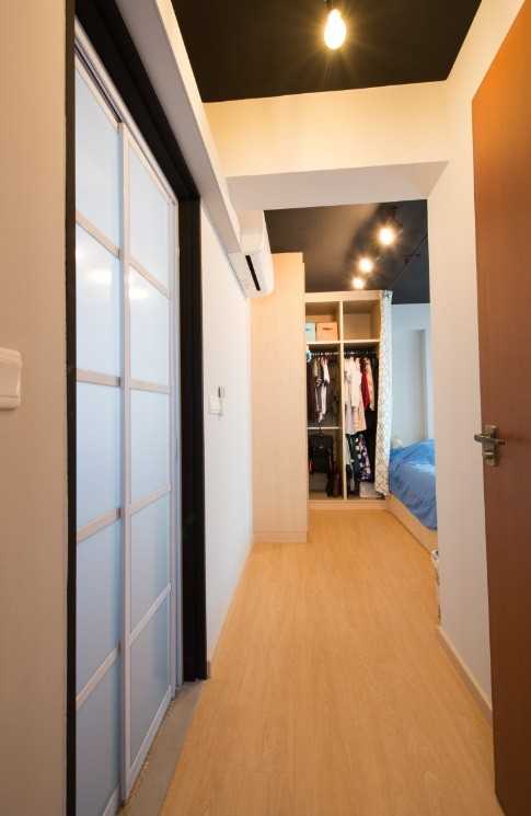 Modern at 37. HDB HOUSE AT FERNVALE LINK