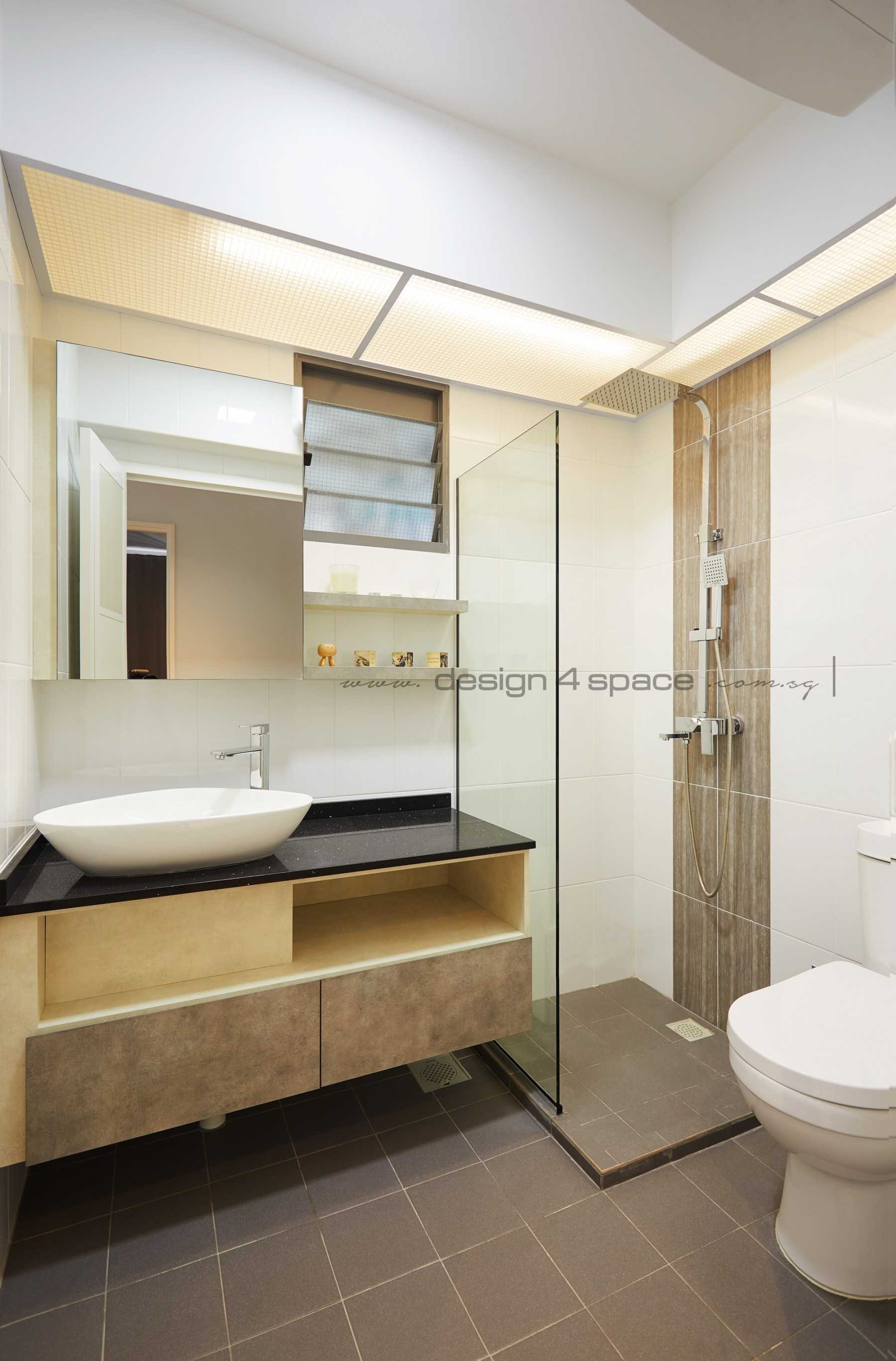 Scandinavian Bathroom with Bathroom Lighting and Toilet Bowl