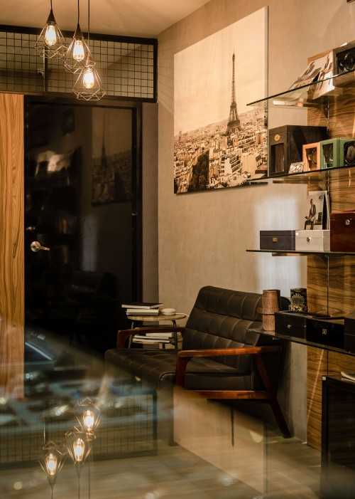 Vintage at Vintage style retail Design