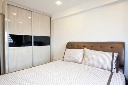 Scandinavian at 27. HDB 5-Room Point Block at Kent Road