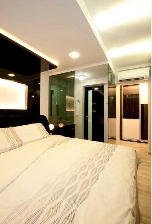 Scandinavian at 27. HDB 5-Room Point Block at Kent Road