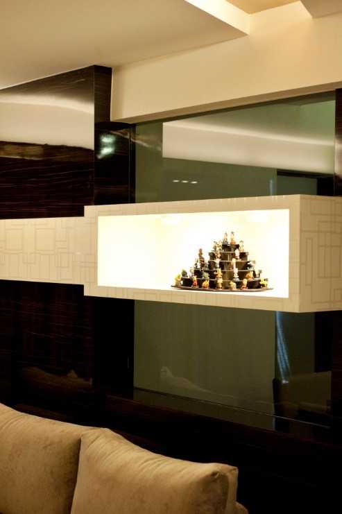 Scandinavian at 27. HDB 5-Room Point Block at Kent Road