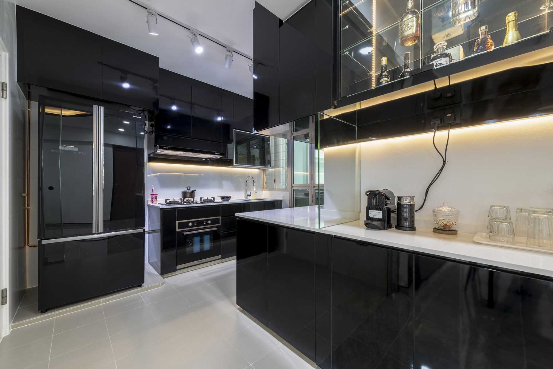 Modern Kitchen with Countertop and Kitchen Window