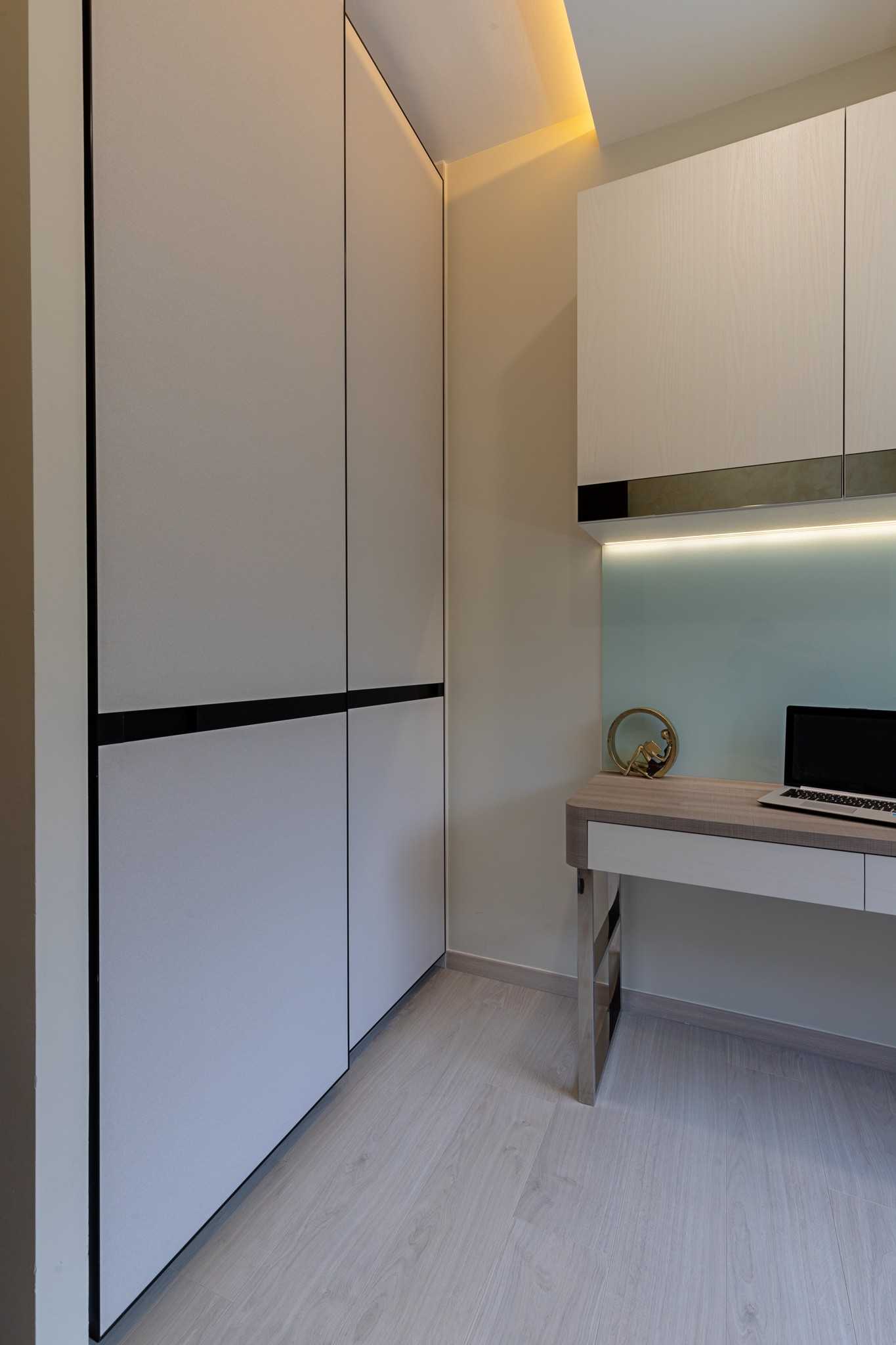Contemporary Bedroom with Wardrobe and Storage Cabinets