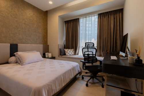 Contemporary Bedroom at 139 Pasir Ris Grove
