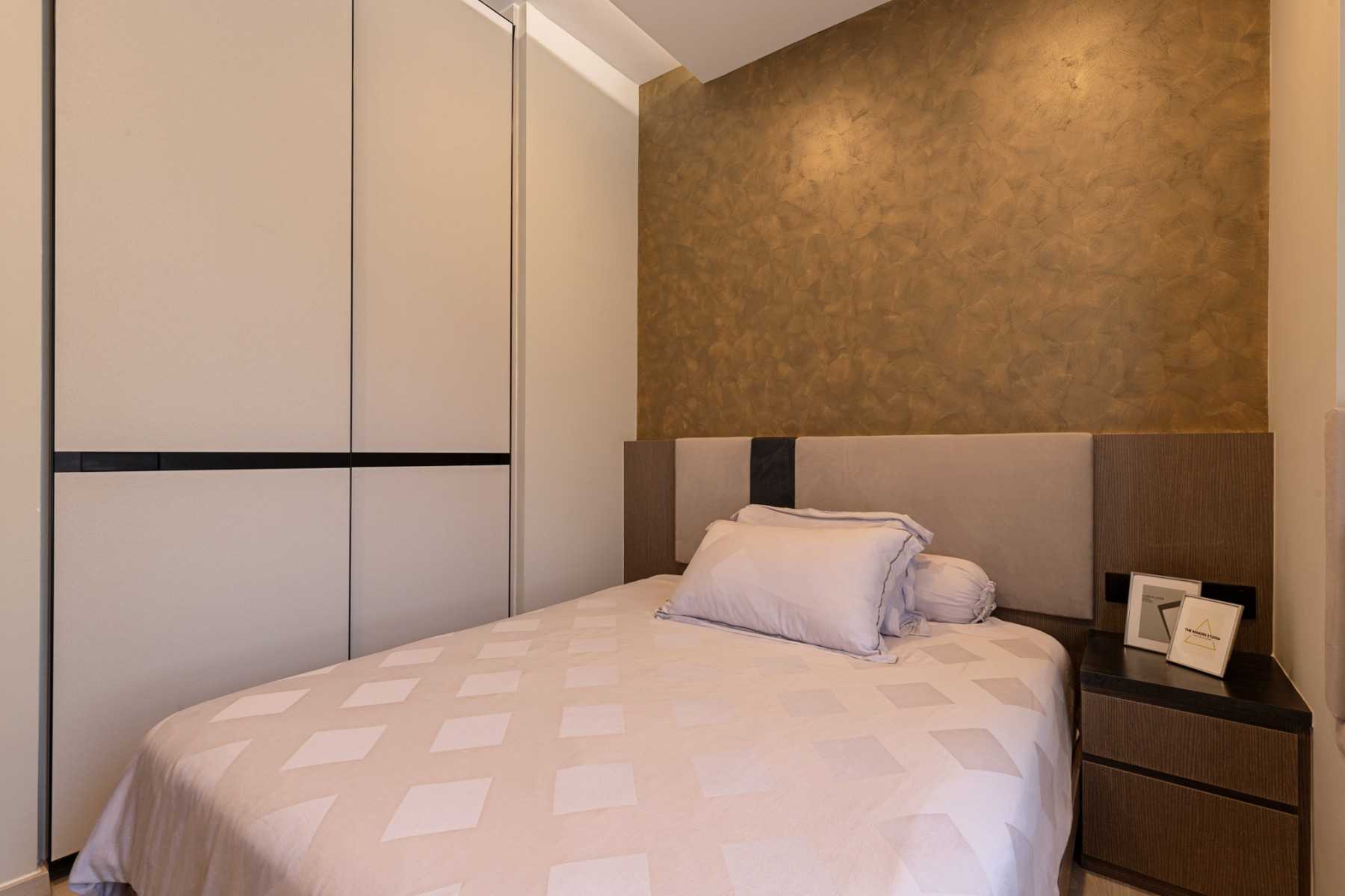 Contemporary Bedroom with Wardrobe and Bed