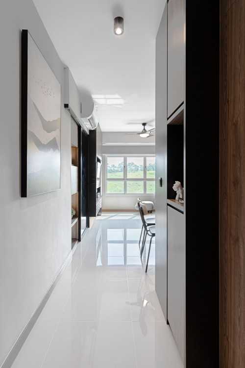Modern Entryway at Bukit Batok West Avenue 6