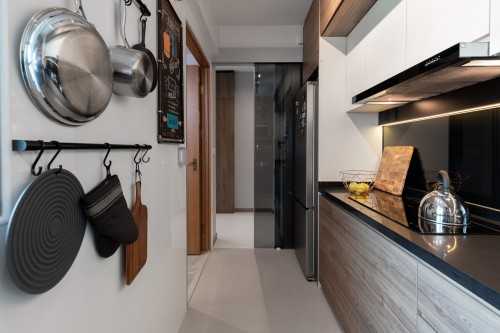 Modern Kitchen at Bukit Batok West Avenue 6