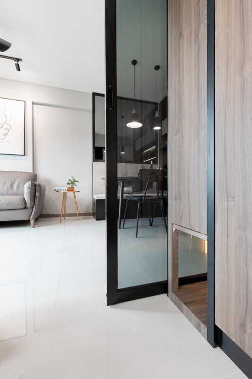 Modern Bedroom at Bukit Batok West Avenue 6
